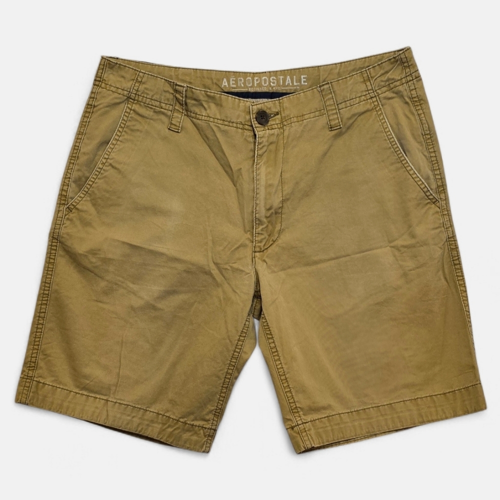 Aeropostale Men's Khaki Flat Front Shorts